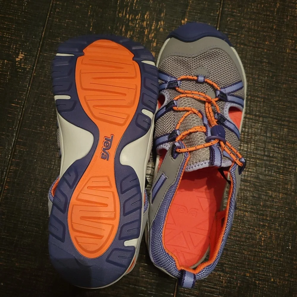Teva manatee kids